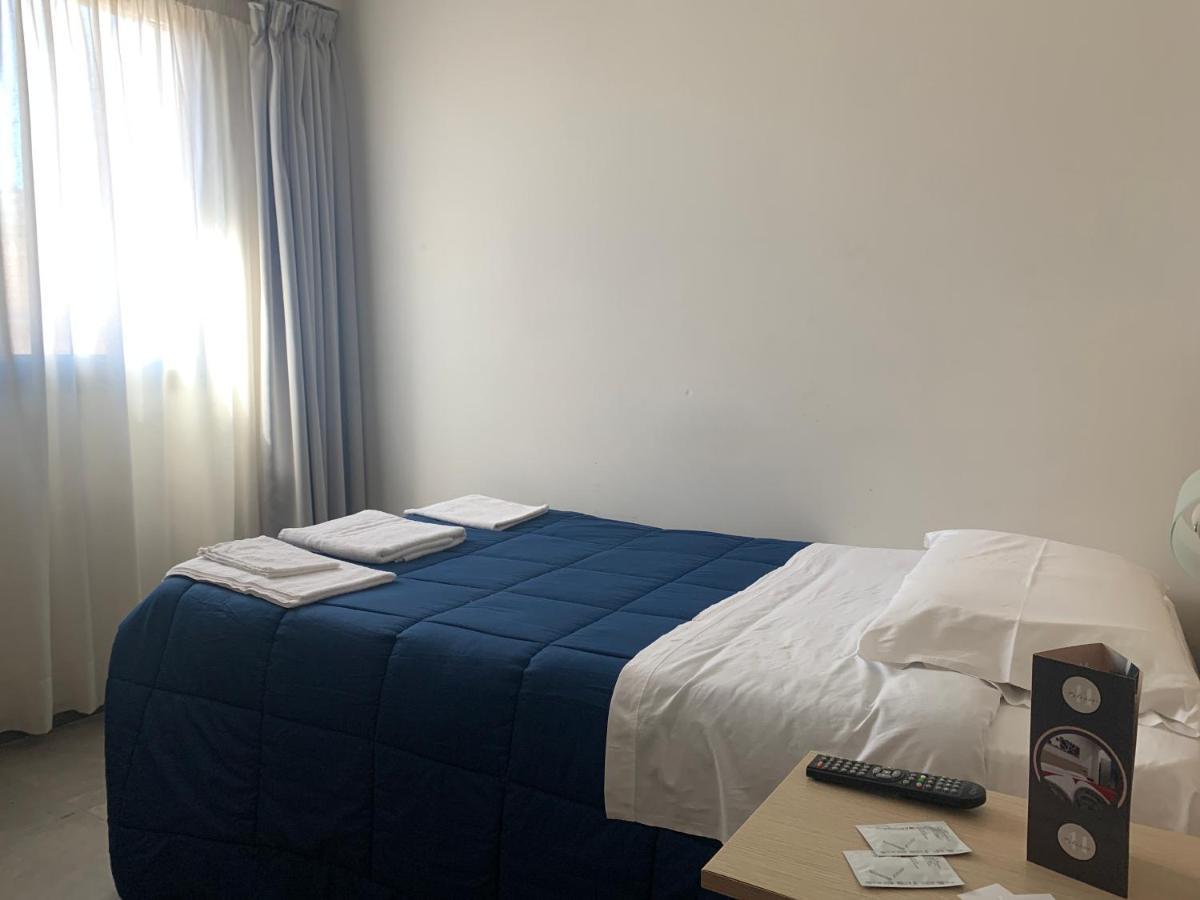 Palazzo 41 Rental Rooms San Pietro Vernotico Ngoại thất bức ảnh